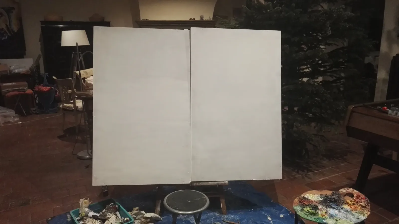 Studio, February 22, 2018. Blank triptych panels on the easel. Aurian Guerard des Lauriers.